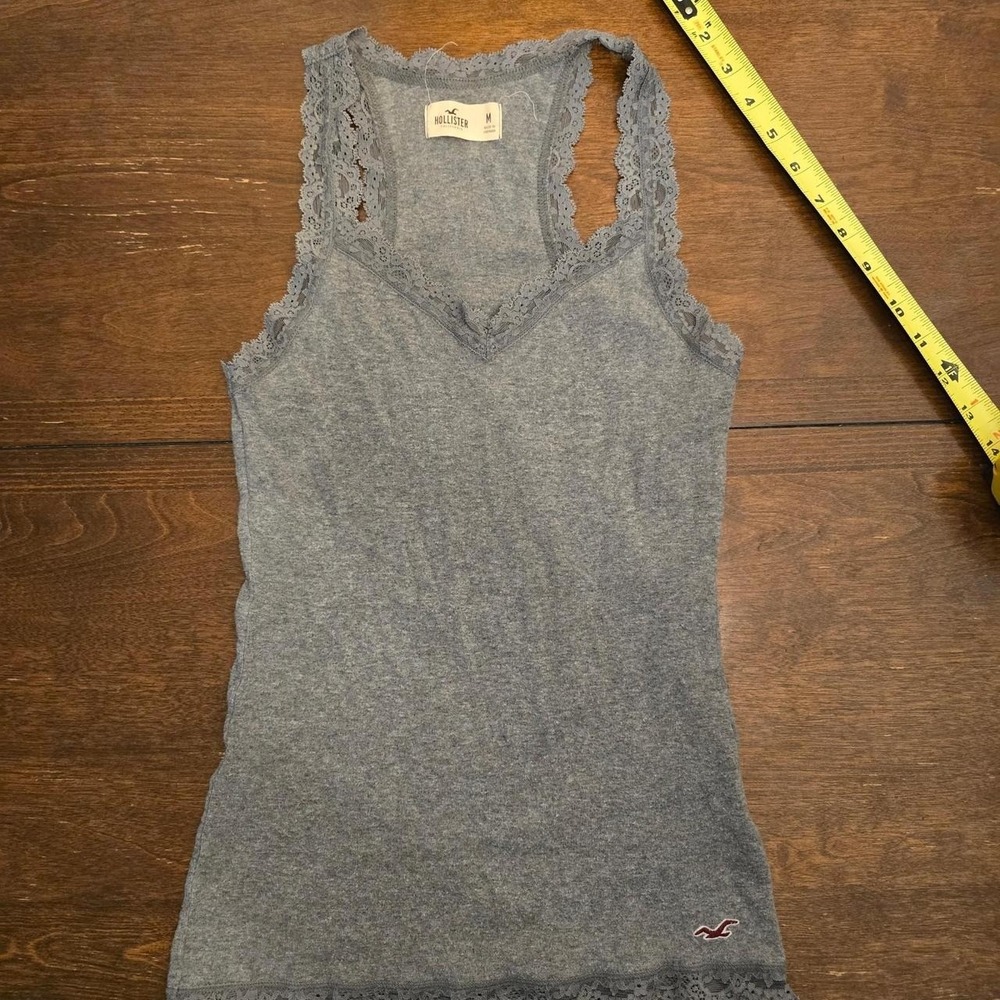 Vintage Y2K Hollister heather grey lace-trim racerback cami tank top